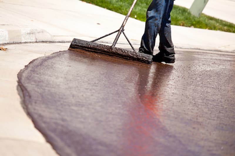 Asphalt sealing